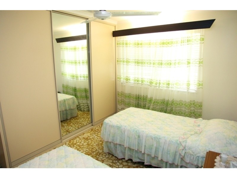 65 Wackett Street, Pallarenda QLD 4810