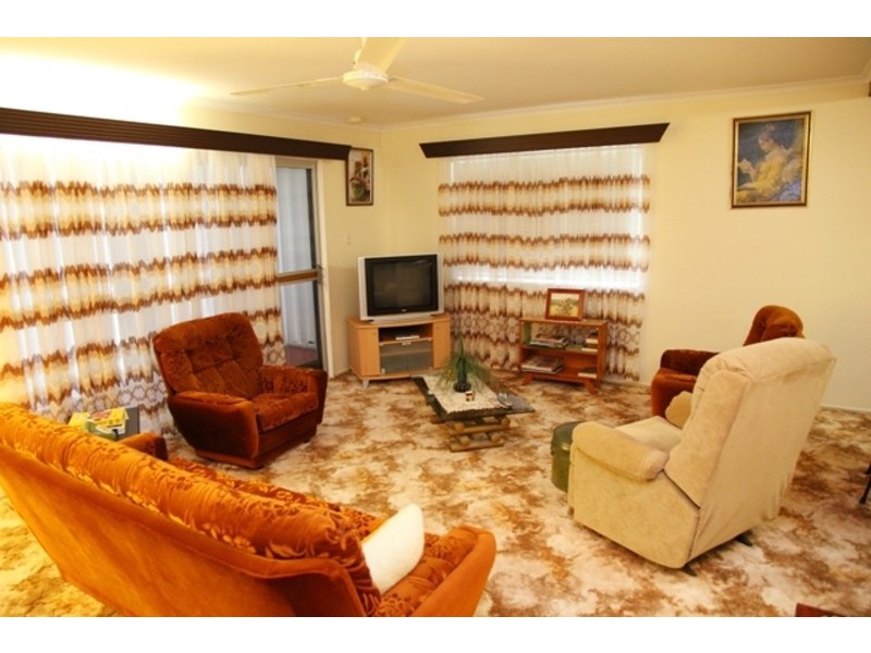 65 Wackett Street, Pallarenda QLD 4810