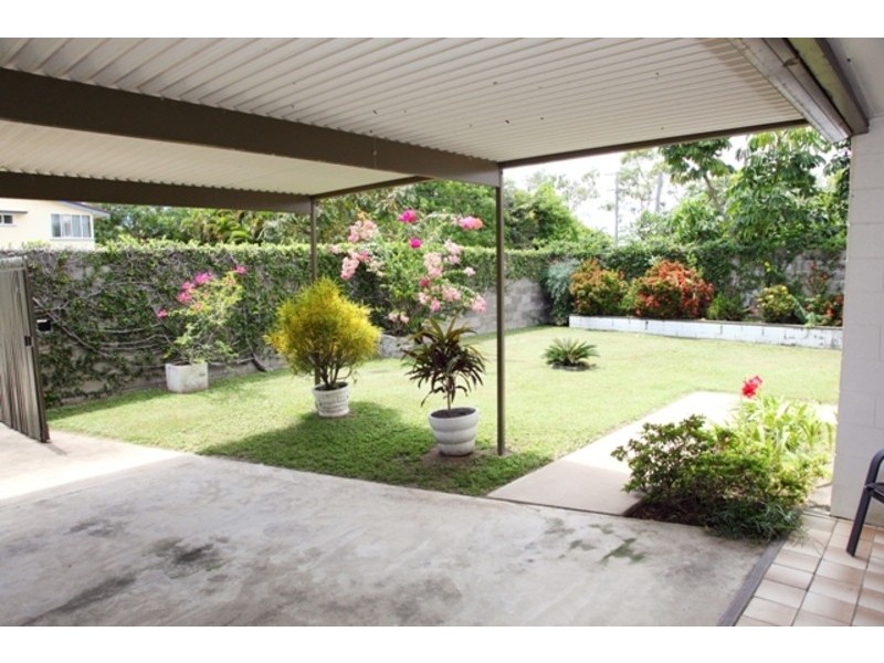 65 Wackett Street, Pallarenda QLD 4810