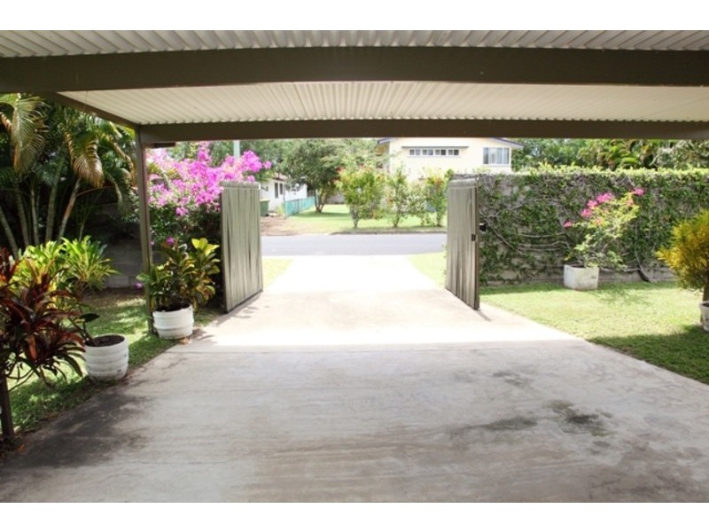 65 Wackett Street, Pallarenda QLD 4810