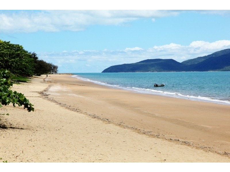 65 Wackett Street, Pallarenda QLD 4810