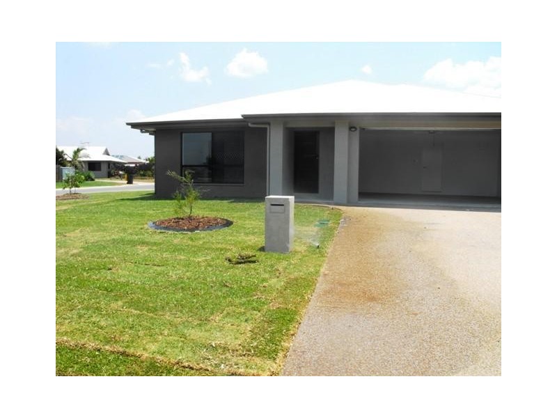 2/2 Claret Close, Condon QLD 4815