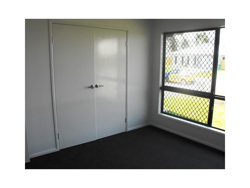 2/2 Claret Close, Condon QLD 4815