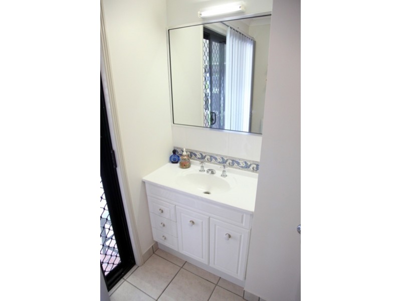 26 Bartels Close, Kirwan QLD 4817