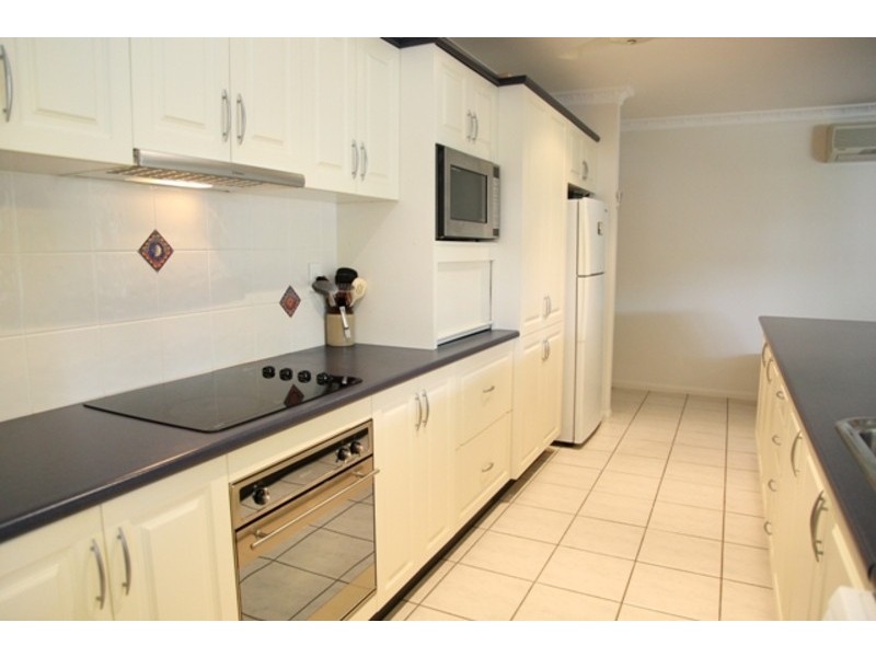 26 Bartels Close, Kirwan QLD 4817