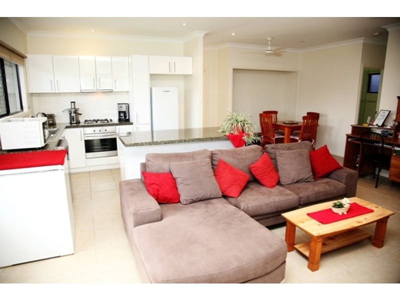 9 Bluewren Drive, Kelso QLD 4815