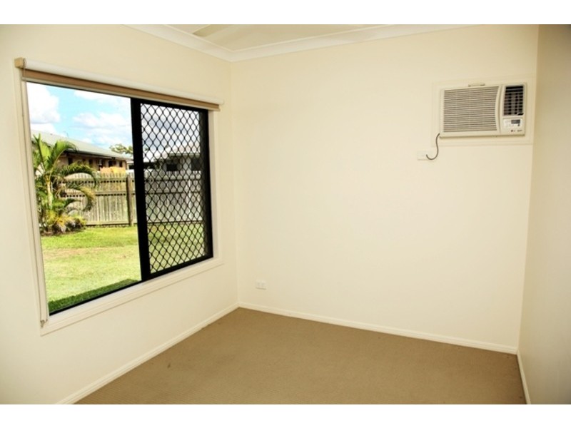 9 Bluewren Drive, Kelso QLD 4815