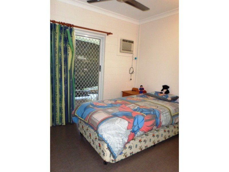 2 Weir Court, Bushland Beach QLD 4818