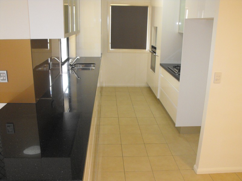 15 Thornbill Close, Kelso QLD 4815