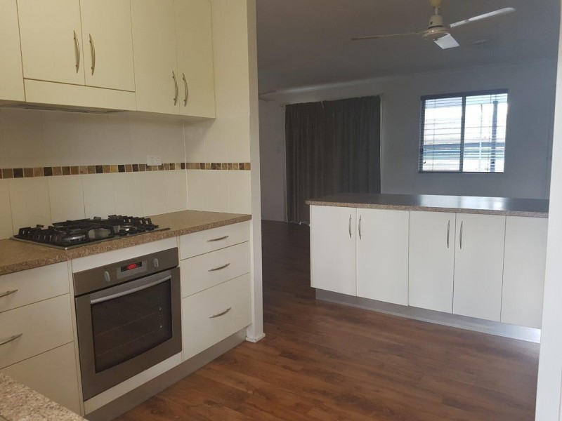 12 Eliza Street, Kelso QLD 4815