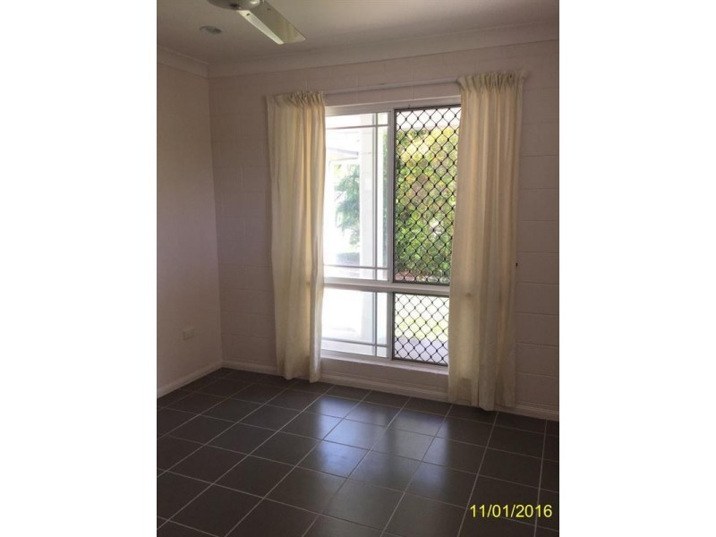 10 ROSEWOOD AVENUE, Kelso QLD 4815