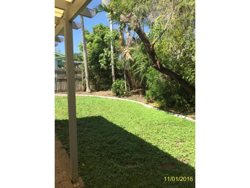 10 ROSEWOOD AVENUE, Kelso QLD 4815