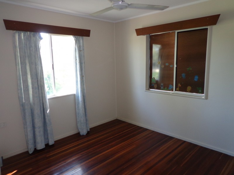 30 Merryl Street, Rasmussen QLD 4815