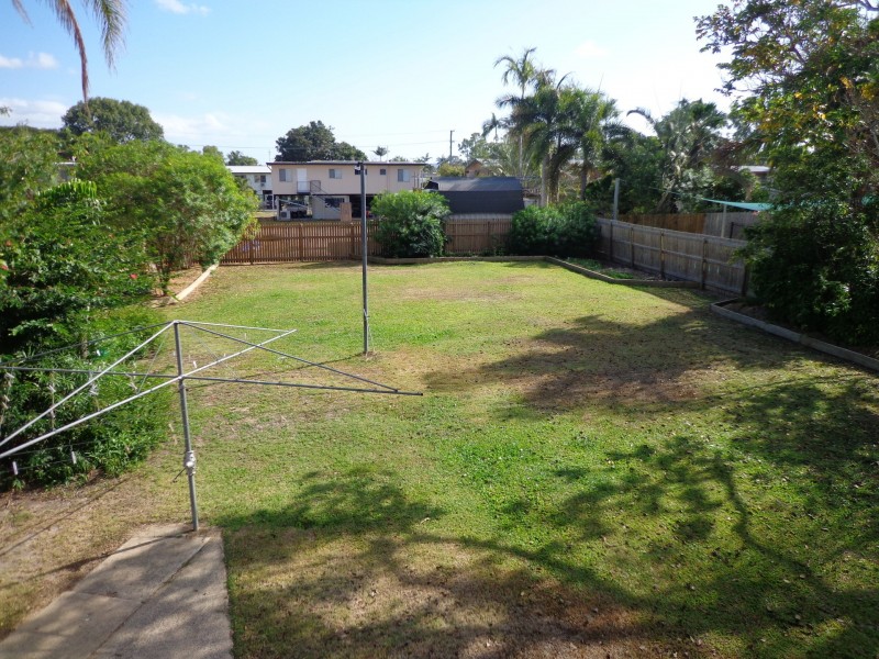 30 Merryl Street, Rasmussen QLD 4815