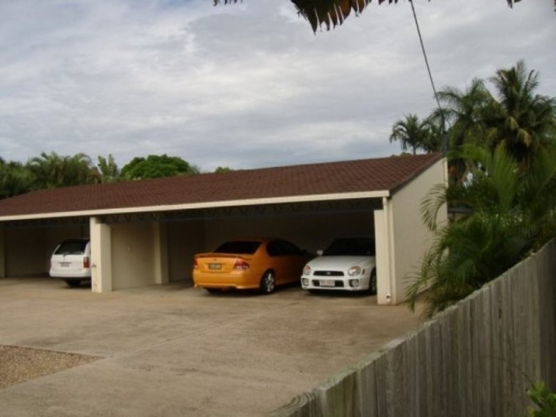 4/54 Percy Street, West End QLD 4810