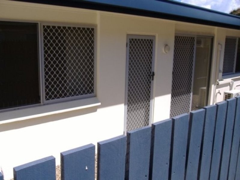 4/54 Percy Street, West End QLD 4810