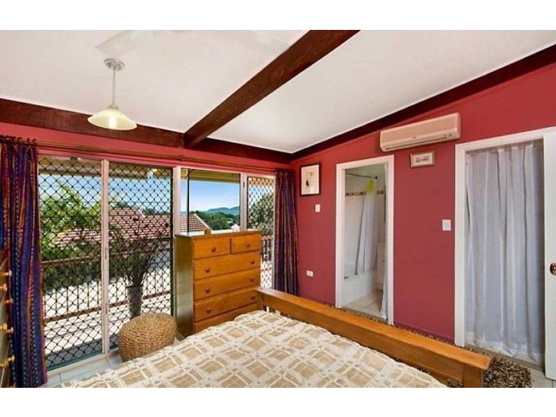 8 St James Drive, Belgian Gardens QLD 4810