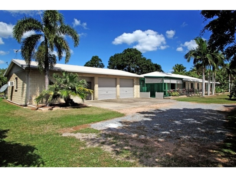 136 Toolakea Beach Road, Bluewater QLD 4818