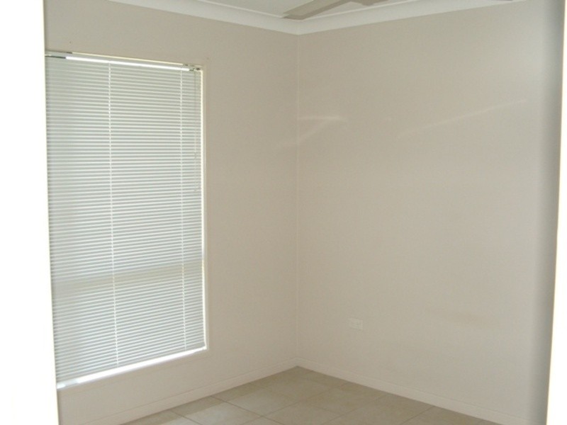 14 Laurie Motti Parade, Kirwan QLD 4817