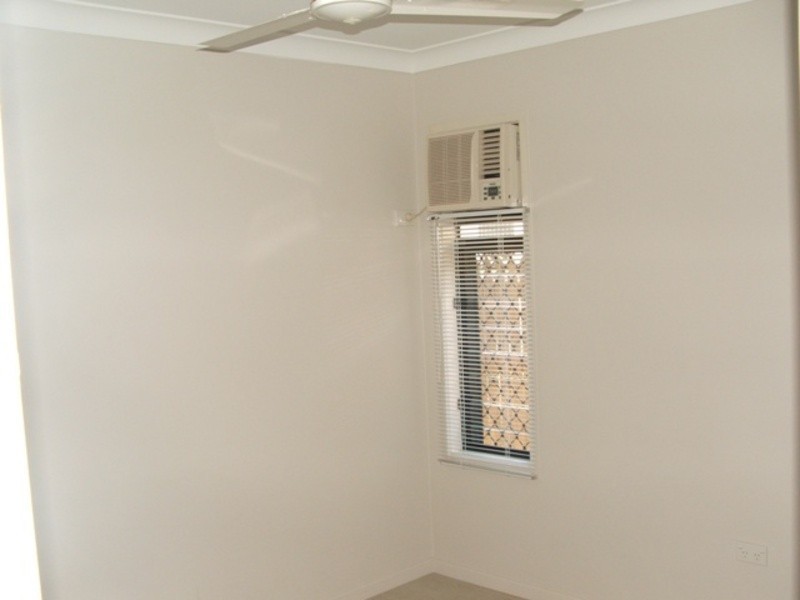 14 Laurie Motti Parade, Kirwan QLD 4817