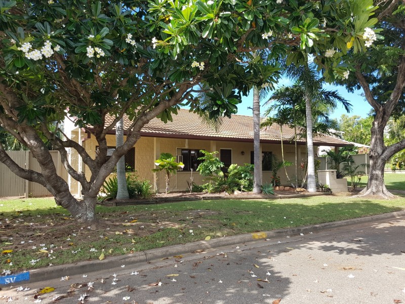 1 Pingel Court, Cranbrook QLD 4814