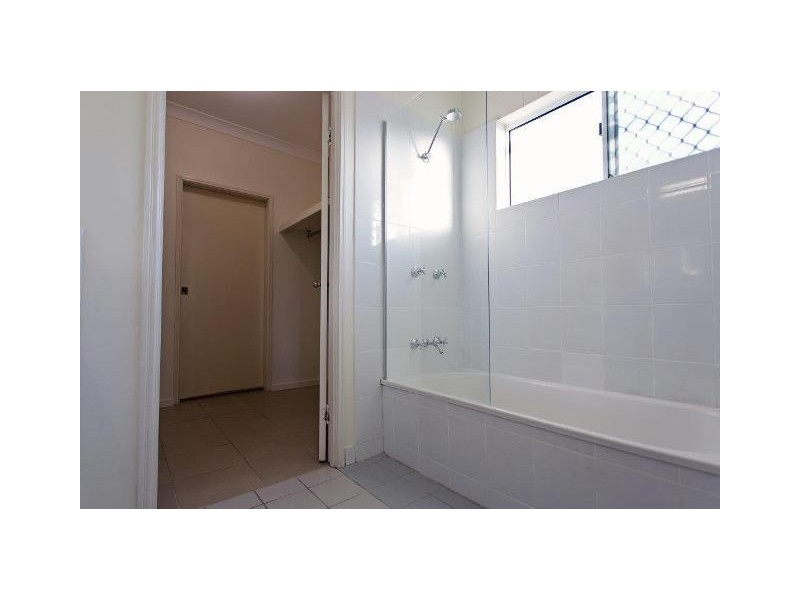 19 Elton Drive, Kelso QLD 4815