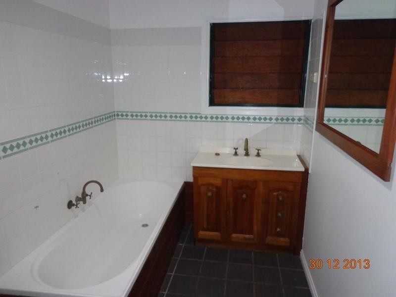 22 Ethel Street, Hyde Park QLD 4812