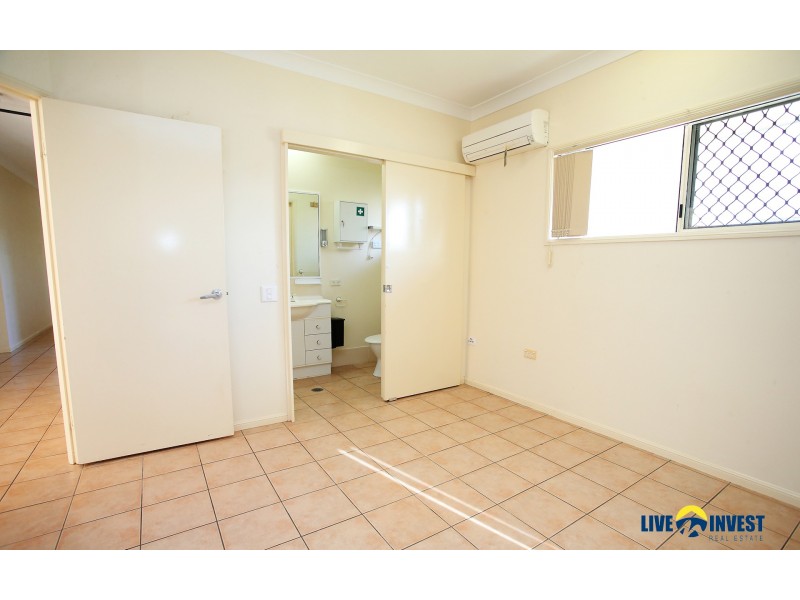 30 Lomond Street, Kirwan QLD 4817