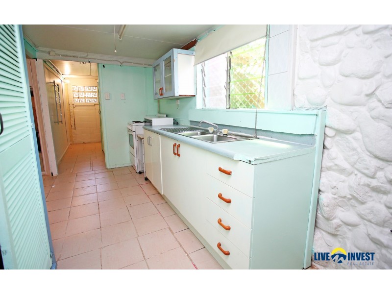 513 Ross River Road, Cranbrook QLD 4814