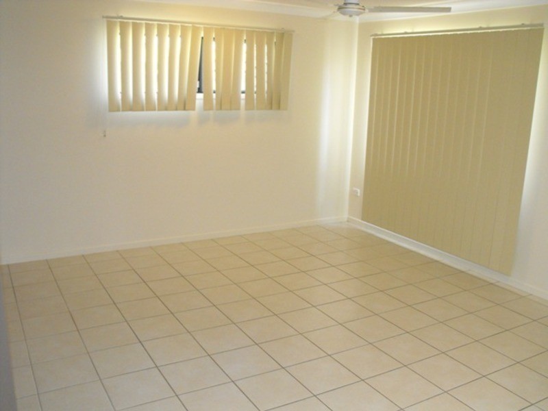 8 Congreve Street, Kirwan QLD 4817