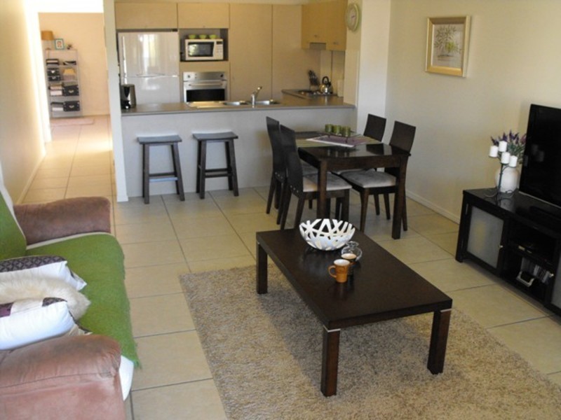 5/12-14 Martinez Avenue, West End QLD 4810