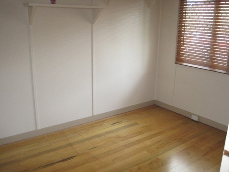 31 Douglas Street, Garbutt QLD 4814