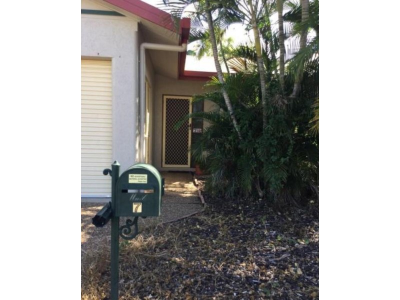 7 Evergreen Drive, Kirwan QLD 4817