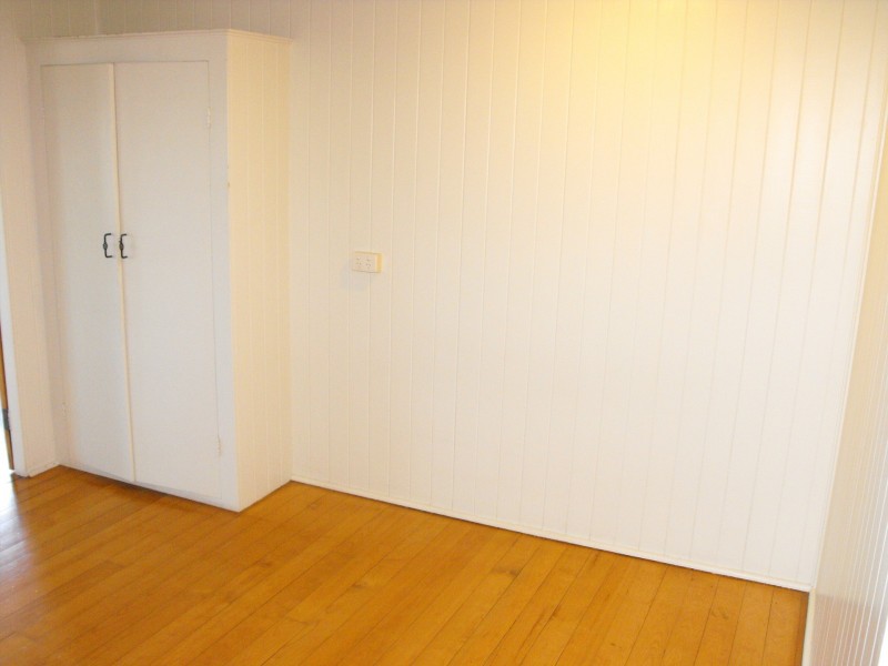 2 Latchford Street, Pimlico QLD 4812