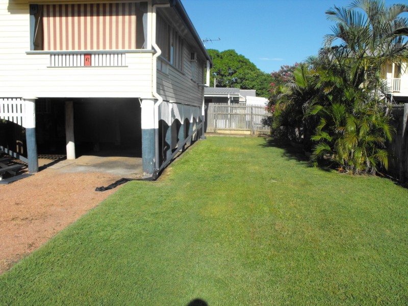 2 Latchford Street, Pimlico QLD 4812