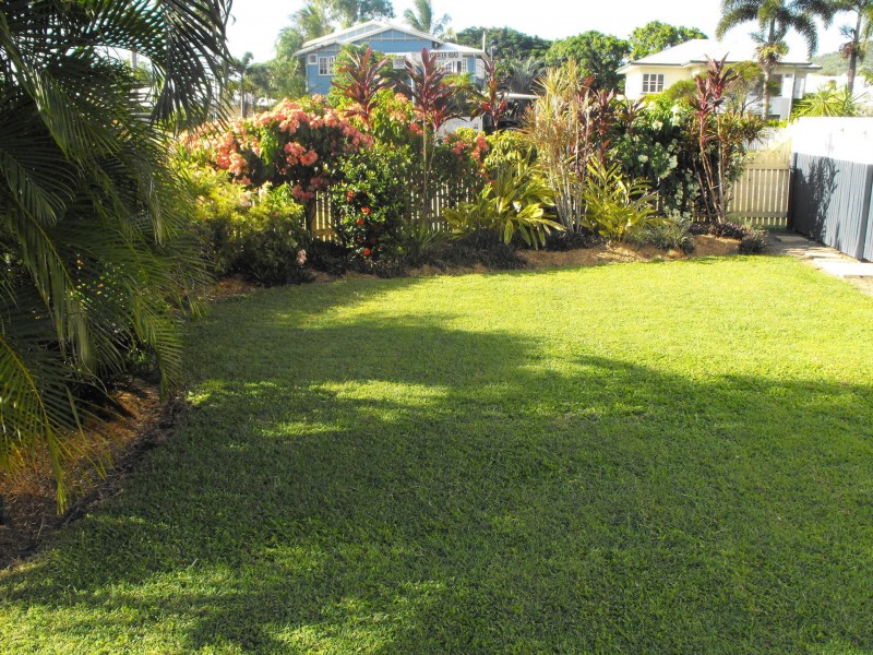 2 Latchford Street, Pimlico QLD 4812