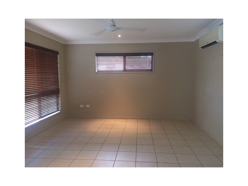 4 Ulysses Drive, Mount Louisa QLD 4814