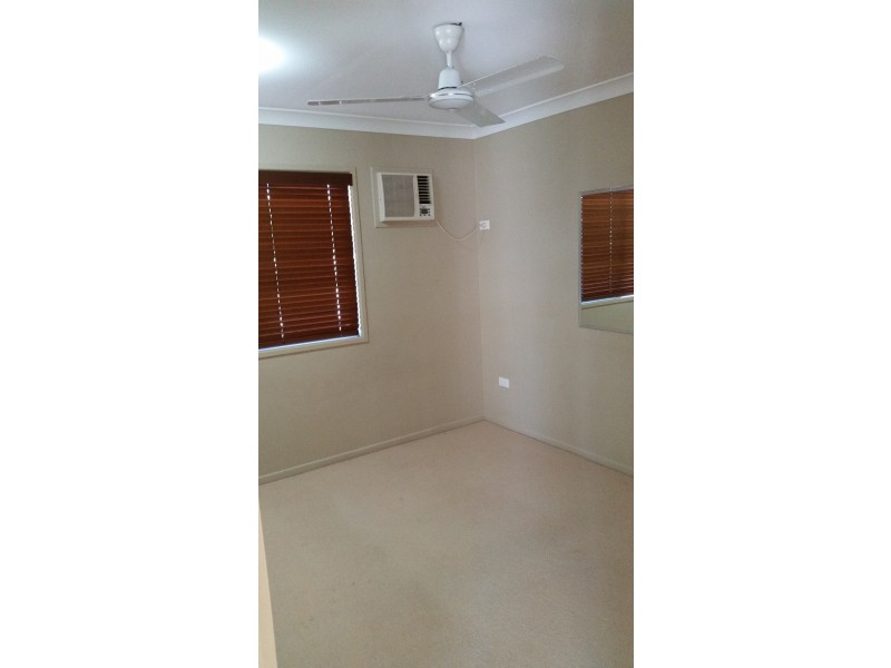 4 Ulysses Drive, Mount Louisa QLD 4814