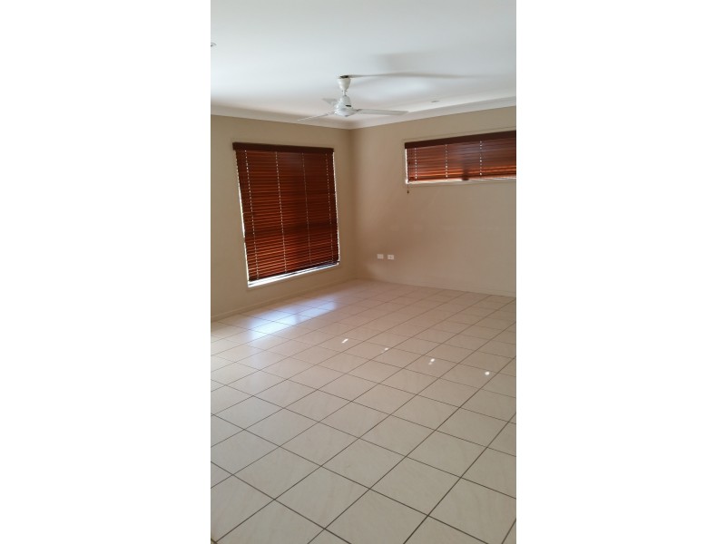 4 Ulysses Drive, Mount Louisa QLD 4814