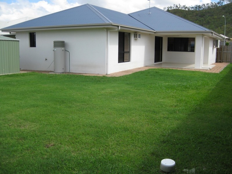 4 Ulysses Drive, Mount Louisa QLD 4814
