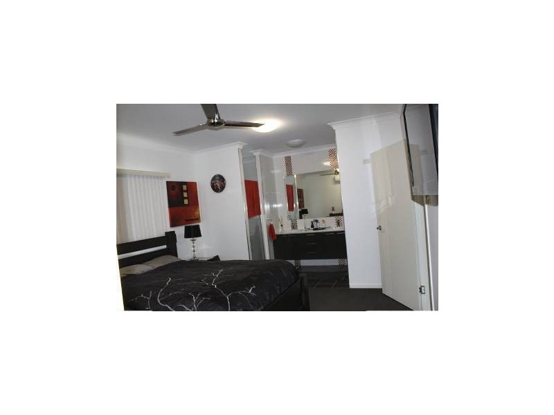 43 Shoalhaven Circuit, Bohle Plains QLD 4817