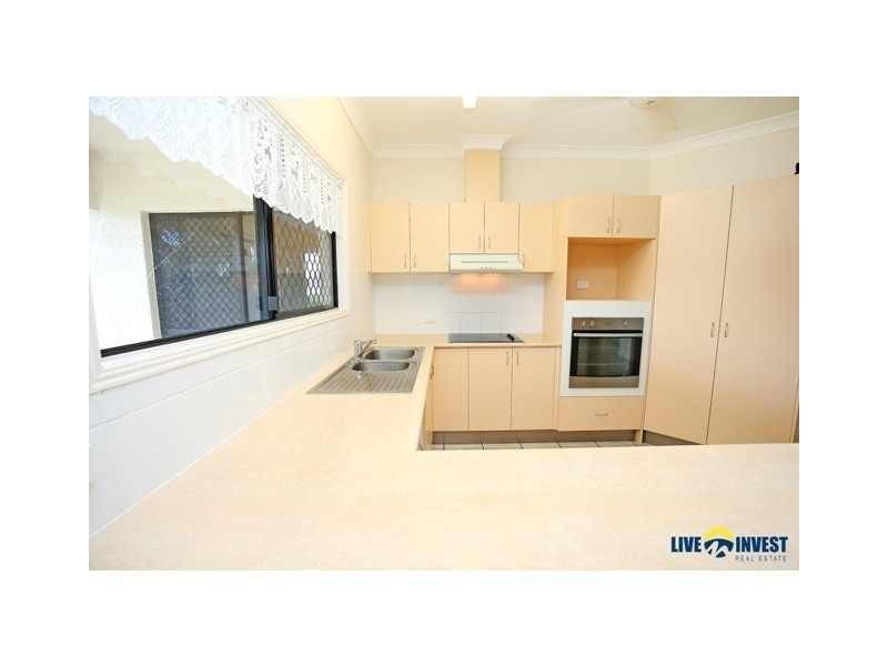 31 Lomond Street, Kirwan QLD 4817