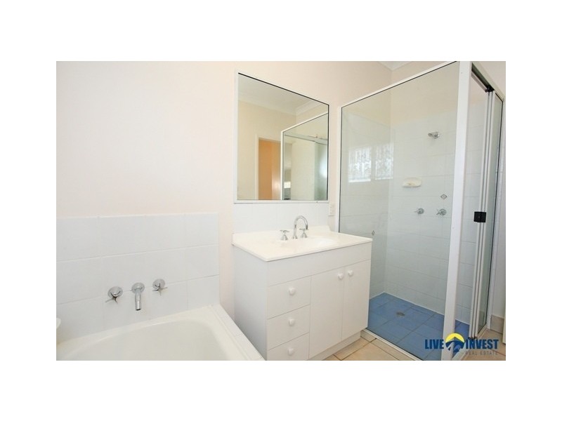 31 Lomond Street, Kirwan QLD 4817