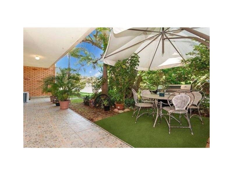 3/18A Carr Street, Hermit Park QLD 4812