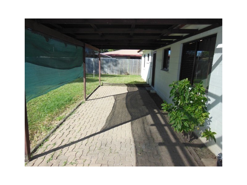 29 Canterbury Road, Kirwan QLD 4817