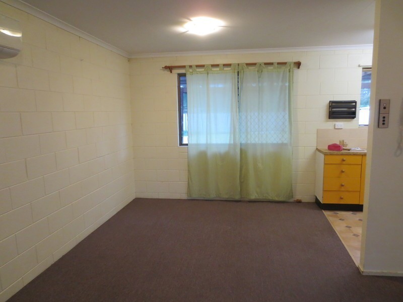 29 Canterbury Road, Kirwan QLD 4817