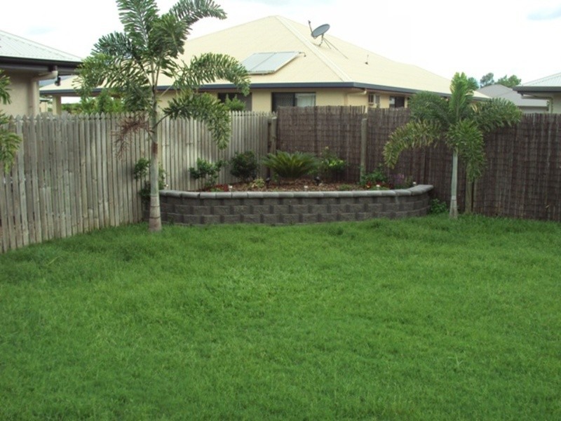 18 Chesterton Court, Kirwan QLD 4817