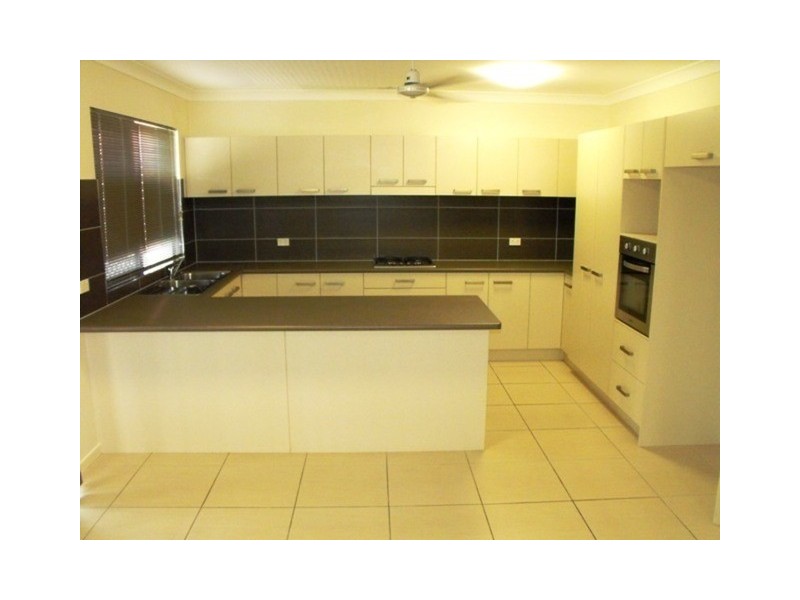 18 Palomar Court, Mount Louisa QLD 4814