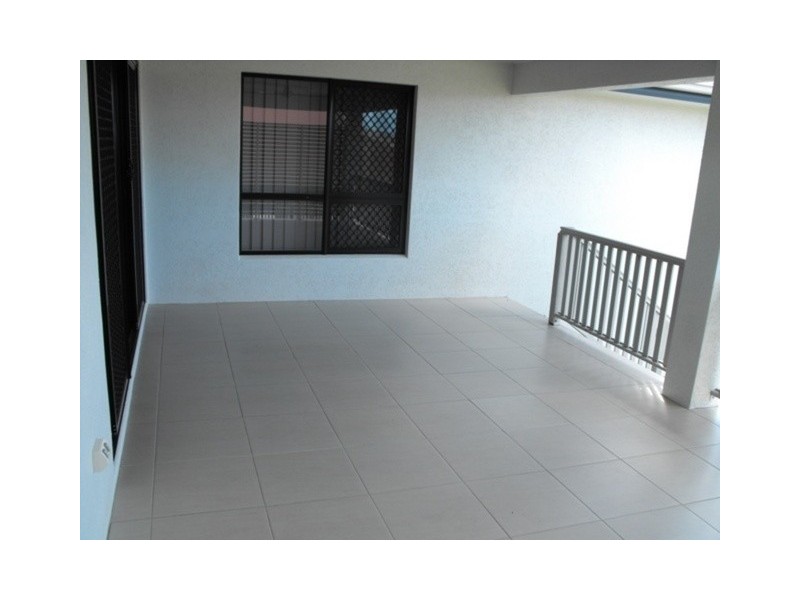 18 Palomar Court, Mount Louisa QLD 4814