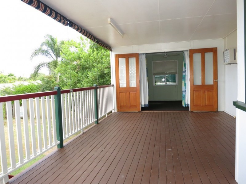 44 Dalpura Avenue, Cranbrook QLD 4814